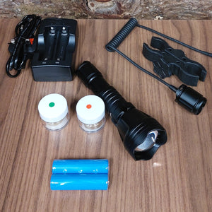 Predator 850 Zoomable Gun Light available online from red mills outdoor pursuits kilkenny ireland